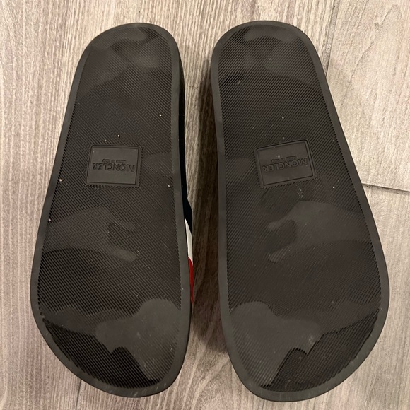 Men’s Moncler slides basile for pool/beach/summer size IT40 - Picture 6 of 6